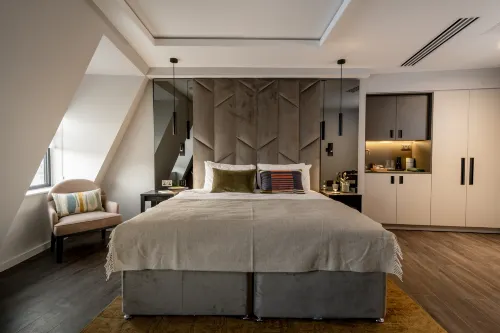 The Hobson Cambridge by Adina