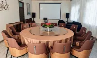 Qiligong Fujian Business Hotel (Qiqihar University Longsha Park) - Aamiainen