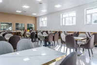 Yayue Hotel (Hami City Yingbin Avenue)