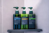 Manting Intelligent Hotel (Mile Huquan Ecological Garden Branch)