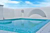 Buerjin Grand Xinjiang Hotel - Pools