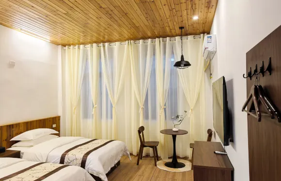 青檐·花園裡民宿（會同高椅古村店）