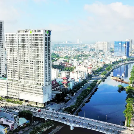 Rivergate Central