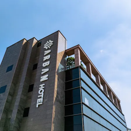 Arban Hotel Отели рядом с достопримечательностью «Станция метро Seomyeon»