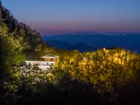 Jiuli Yunxi Wilderness Retreat Hotel in zona Luanchuan West Station