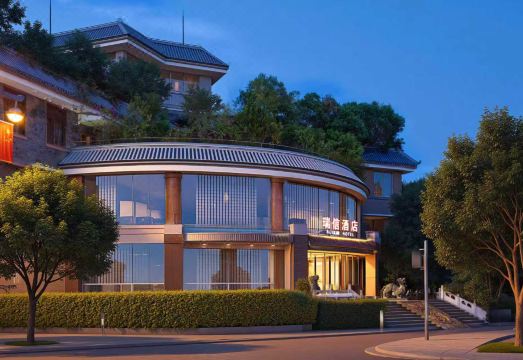 호텔 내부 정원