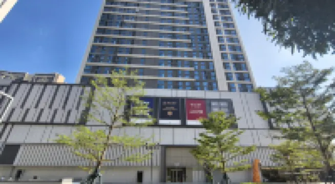 Xunguang Luxury Projection Apartment (Nanning Longhu Qingxiu Tianjie) Hotels near Wushenggong