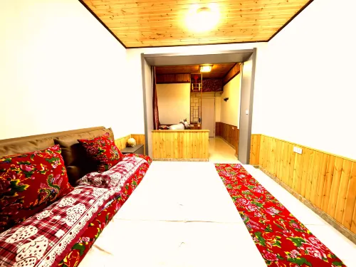 Snow Valley Snow's Fate Inn (China Snow Valley Scenic Spot) - con vistas a la montaña