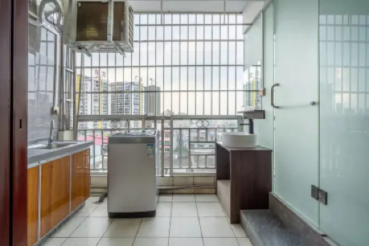 Baiyue Convenient Apartment (Nanning Dongfang Plaza) Отели рядом с достопримечательностью «Guangxi University of Chinese Medicine (Xianhu Campus)»