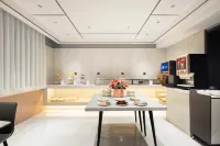 Holiday Inn Golden Hyatt (Yanji Yanbian University Department Store) - breakfast