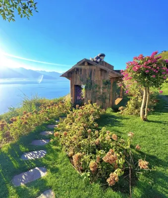 Mountain and Sea Pavilion•Yu Meng 360° Cang'er Moon Sea View Resort Private Villa under the clouds โรงแรมในCangshan Scenic Area
