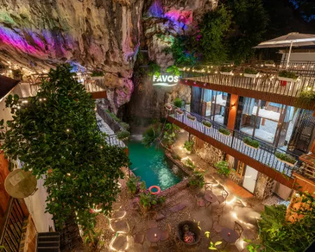 Favos Ninh Binh Hotel & Villas Hotels in Hoa Lu District