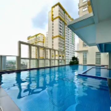 Charming, Comfy and Stylish Condo Stay!