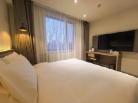 Floral Hotel·Sculptor’s Hotel (Hohhot Wanda Plaza)