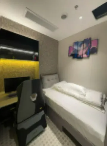 Peak E-Sports Hotel (Huangshigang Wanda Max)