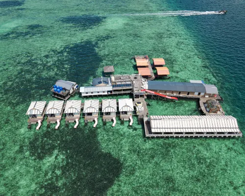 Vera Lavu Water Villa (24-Hour Chinese Housekeeper Service & Unlimited Snorkeling) Hotels in Semporna
