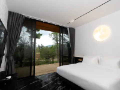 ขนอมสเตชั่น 549 โรงแรมในอำเภอ ขนอม