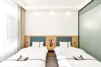 Dali East Shore Cangshan-Erhai Homestay - Bãi đậu xe