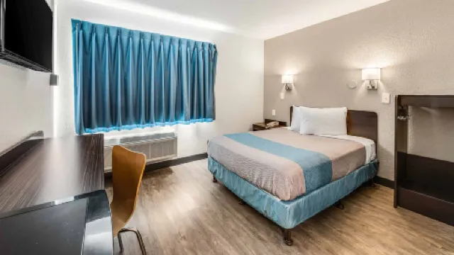 韋恩堡6號汽車旅館