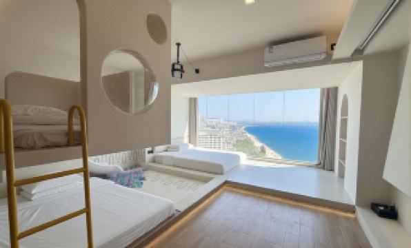 Baisite Van Gogh Sea Resort Meisu Hotel (Shanwei Poly Jinxuanwan Branch)