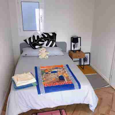 Paleo Faliro Athens fully equipped 2 bedrooms 90 sqm big apartment 200m to Free beach Rooms