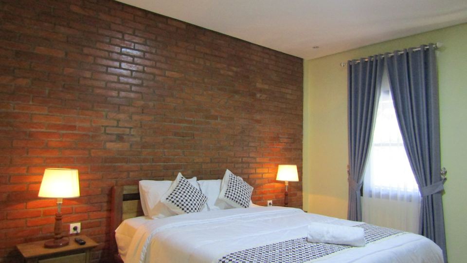 Nia Maretta House Syariah