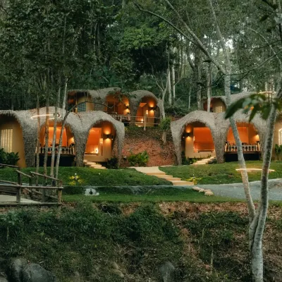 Lazula Hotels near The CAD Cultural Center Lanna