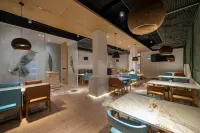 Atour Hotel Shangrao Wanda Plaza Victory Road