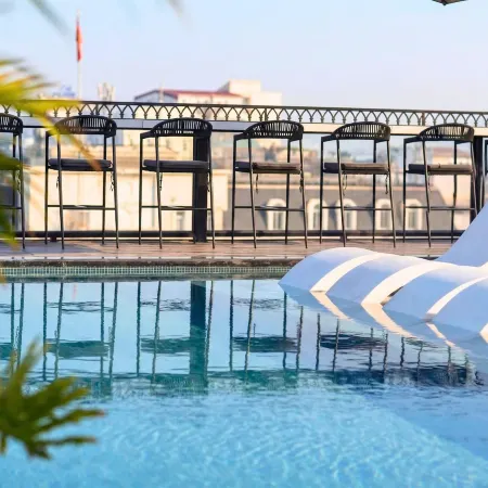 HERITAGE HAM LONG HOTEL & SPA Отели рядом с достопримечательностью «Центральный Цирк»