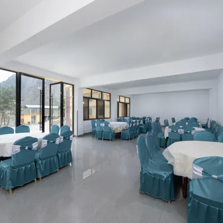 Songpinggou Shanshui Yunju Hotel