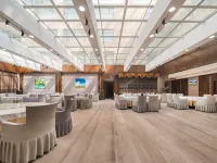TongXin International Hotel Hotels in Sertar