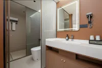 Tinglan Shiguang Hotel (Luoyi Old Town Yingtianmen South Square) - 3 ดาว