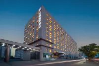 Lanou International Hotel (Taiyuan Yinzhe Street Shanxi Medical University Branch) 잉쩌 공원 주변 호텔