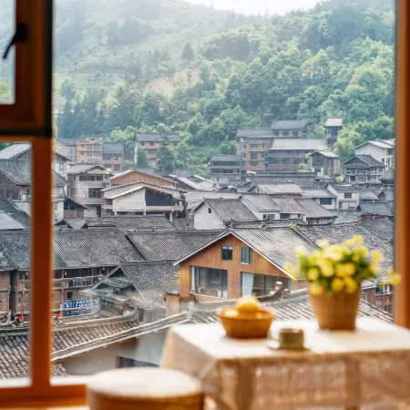 Dongshe Inn