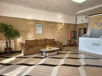Ulanqab Huaxin Premium Hotel (Jining South Railway Station)