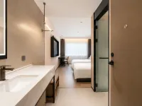 Jinjiang Hotel (Shenqiu North Station)