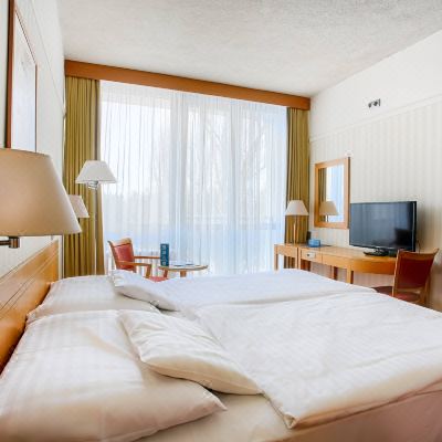 Standard Room (Alameda Wing) Ensana Esplanade Promo Code