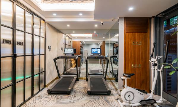 Nostalgia S Hotel (Beijing Guomao CBD Station)