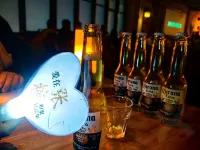 โรงแรมนานาชาติพินซุน จางเย่ (สถานีจางเย่ตะวันตก เขตกันโซว) - ที่มีบาร์