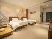 Chushan Residence · Courtyard-Style Hotel | Mellow · Soft · Garden Boutique Stay (Tekes Bagua City) فنادق في ته كه سى