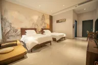 Chushan Residence · Courtyard-Style Hotel | Mellow · Soft · Garden Boutique Stay (Tekes Bagua City)