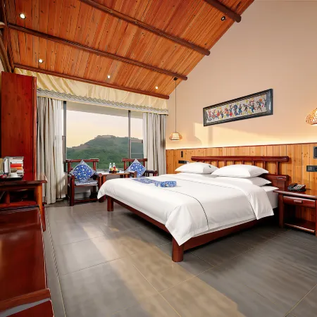 Cliff Hotel