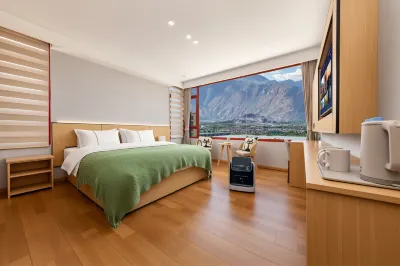 Mu Lin Xuan hotel, Lhasa Hotels in Princess Wencheng Live Theater