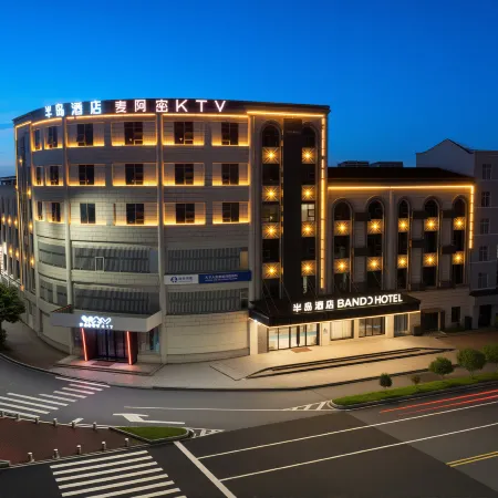 Peninsula Hotel