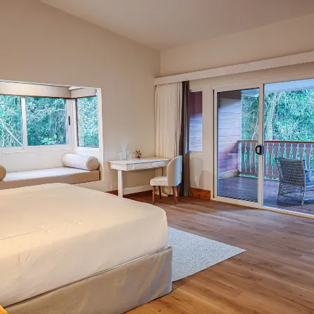 Cloud Forest Lodge