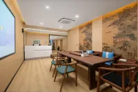 Haikou Yinxuanju Hotel - 2 ดาว