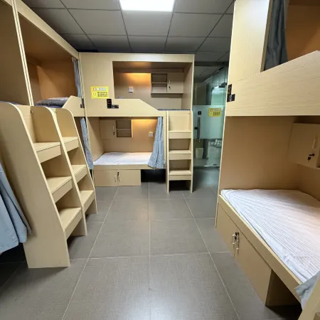 Ten Years Waiting Female Only Hostel (Shushan MixC Mall)