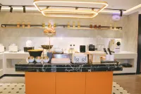 HomeInn Plus (Lixin Qicai World Renmin Road Branch) - breakfast