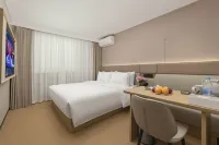 Yunqi Hotel (Changshu High-Speed Railway Station Xinyi Plaza) - parking