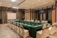 Xinxiang Jinguhu Lake Hotel (Bridge Yue Times Square Store, Hongqi District) Hotels in Xinxiang